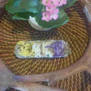 White Sage with Sinuata Flowers